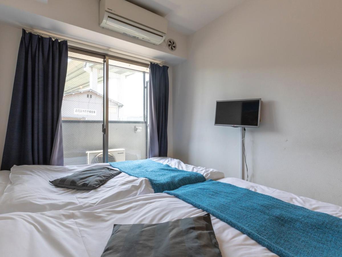 Ferienwohnung Tabist Gloire Ōsaka Exterior foto